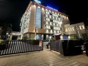 크라운 파크 럭셔리 호텔