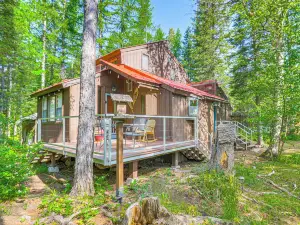 Hungry Horse Cabin w/ Gas Grill, Near Glacier!