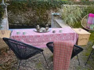 Gite de Charme en Sologne, séjour en Famille, Jardin, rivière, Jeux, Nature & détente