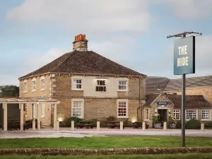 CBH The Highwayman Hotel