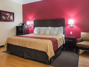 Red Roof Inn & Suites Lake Orion/ Auburn Hills