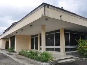 Hotel Aman Karanganyar