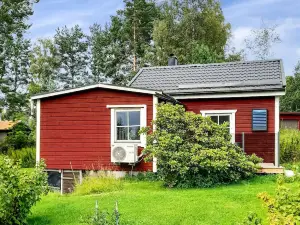 Awesome Home in Dalahusby with Kitchen