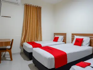 RedDoorz Near Living Plaza Purwokerto