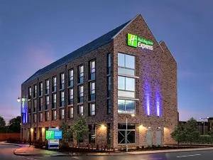 Holiday Inn Express Cambridge West - Cambourne