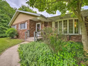 Indiana Countryside Retreat on 37-Acre Land!