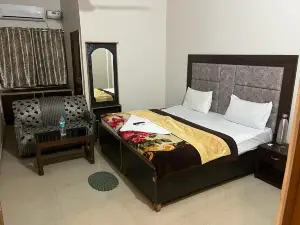 Ganpati Hotel