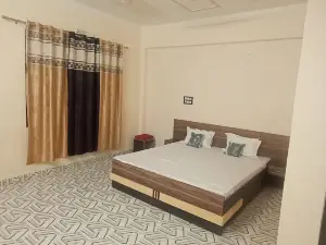 Hotel Dhyanvi Comfort