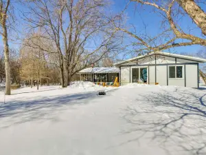 Home Rental on Detroit Lake Dock, Game Room!