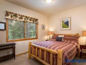 The Wildwood Lodge