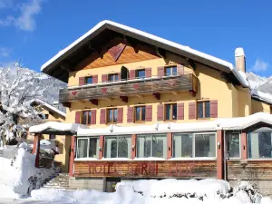 Die Lilie / Hotel Garni