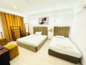 Ismattha Hotel