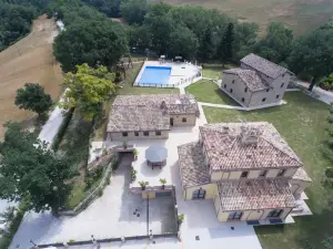 Borgo Pratole Country House