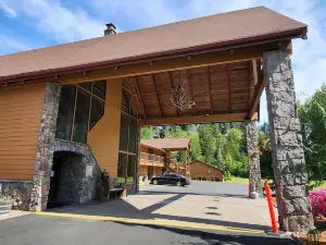 Cowlitz River Lodge
