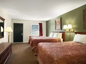 Super 8 by Wyndham Mifflinville Near Bloomsburg