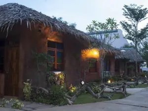 Baandin Rimnum Resort