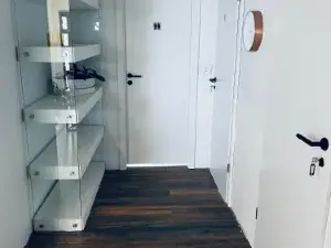 Easy Stay