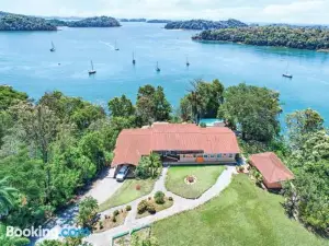 Boca Chica Bnb at Gone Fishing Panama Resort
