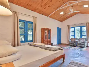 Manjari Resort