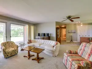 Fifties Beaufort Home w/ Patio, on Newport River!