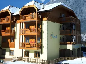 Residence Kristall- Fiemme Holidays