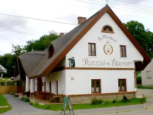 St.Michael Panzio Lovaspark