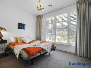 Great View House in Mt Eliza