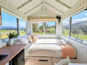 Warburton Tiny House - Tiny Stays