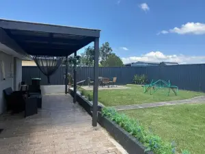 4 Bedroom Home in Thirlmere