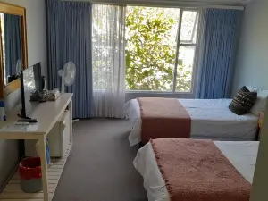Brightwater Lodge