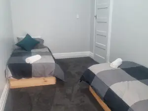 Commercial Hotel Young