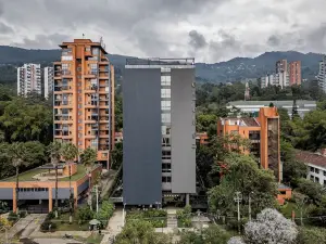Versus Hotel