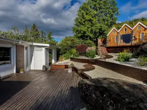 Iceland Sjf Villa , Hot Tub & Outdoor Sauna Amazing Mountains View - 15 Min to Downtown