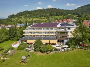 บาดโฮเทล เรสเตอรองต์ซเตาเฟอร์ลันด์