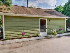 Okauchee Lake Vacation Rental w/ Boat Dock!