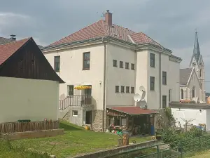 Frühstückspension Alte Volksschule Heinrichs bei Weitra