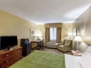 ควอลิตี้ อินน์ เอเธนส์