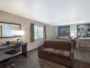 Super 8 by Wyndham Springfield/Eugene