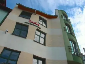 Apartamenty Krzywe Okna