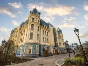 Theater Hotel