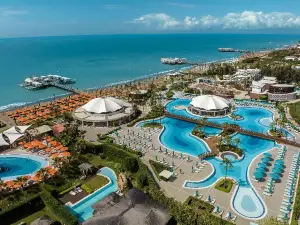 Kaya Palazzo Golf Resort