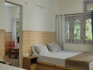 Hotel Shivay