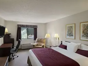 Baymont by Wyndham Whitewater