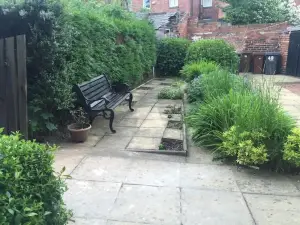 Comfort and Convenience Close to Barnsley Centre, M1 & Peak District