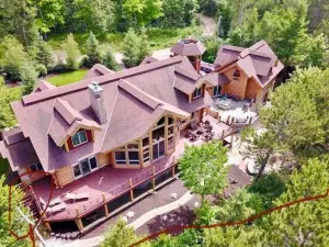 Private, Exclusive Lodge on Woman Lake with Beautiful Views
