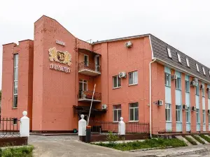 Boyard Hotel