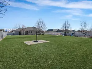 Spacious Entertainment Dream Home 6 BR Sleeps 20