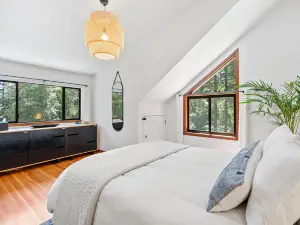 Redwood Oasis Retreat - Unit 1