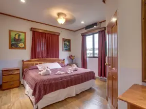 Venus Hotel