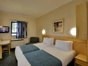 Road Lodge Centurion